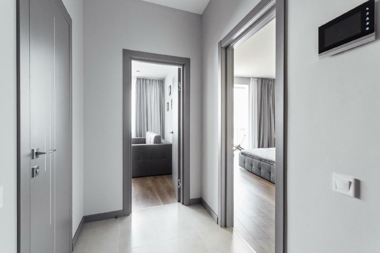 Grey Apartment Odessa Exteriör bild